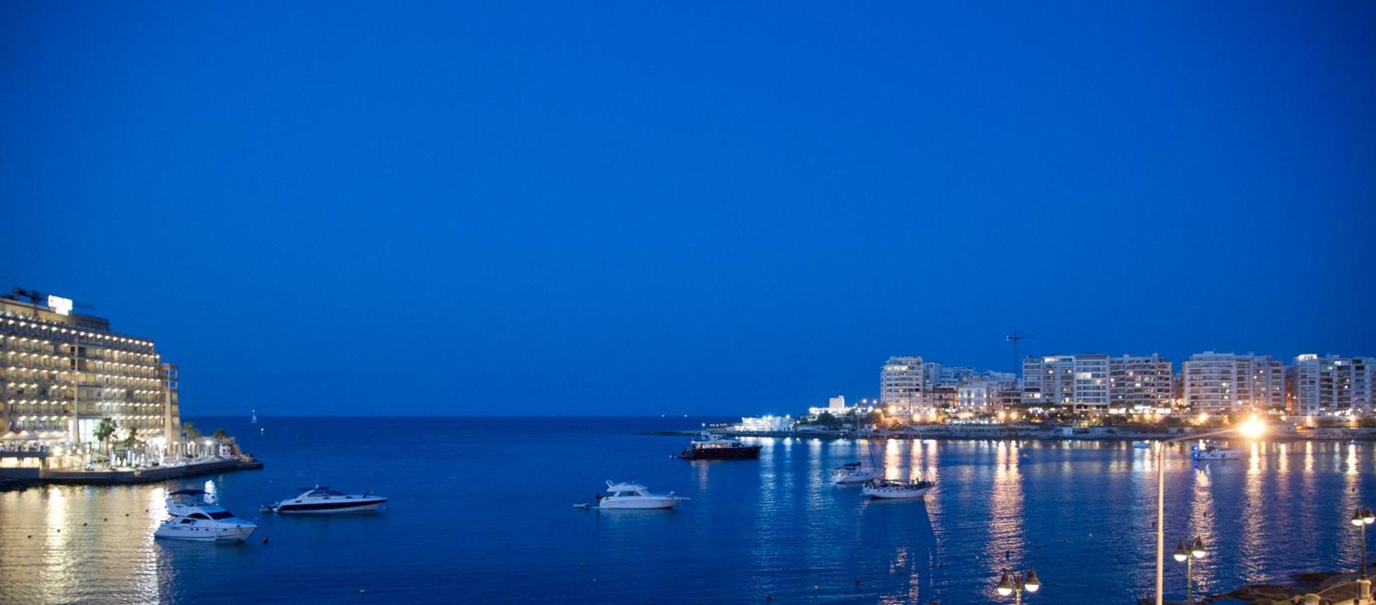 Maltese Balcony Apartment Saint Julian's ภายนอก รูปภาพ